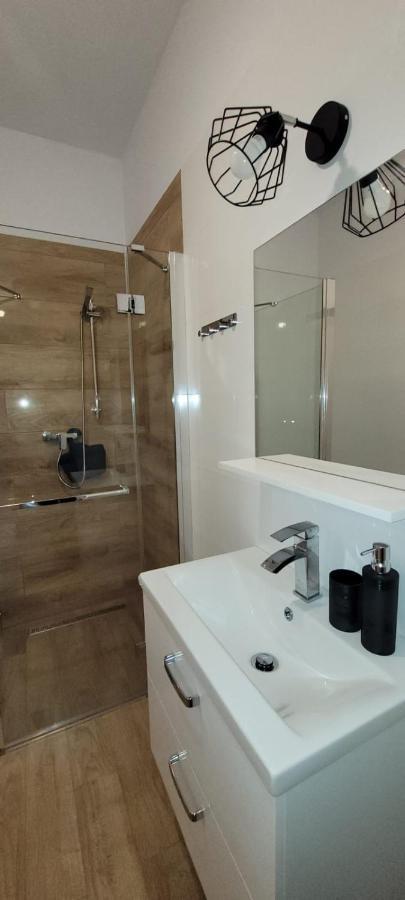Nest Apartament Zator Esterno foto
